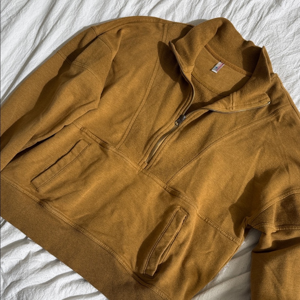 Free People pullover - Picture 2 of 4